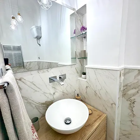 Apartament Vatican Stop *